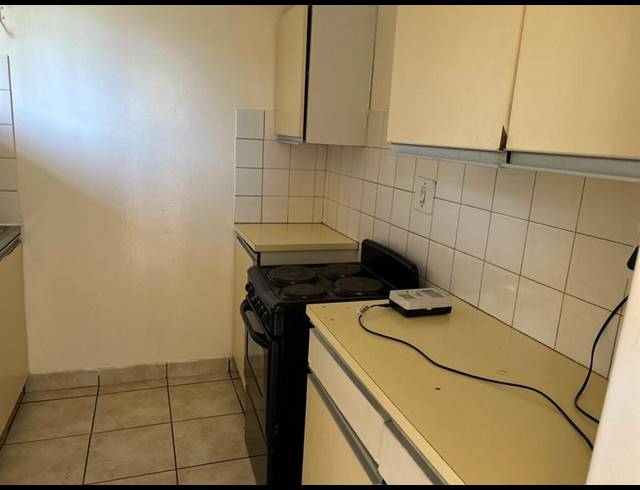 2 BEDROOM APARTMENT FOR SALE IN SUNNYSIDE